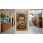 Дърворезба по снимка на патрон на училище Елисавета Багряна 60х40см
